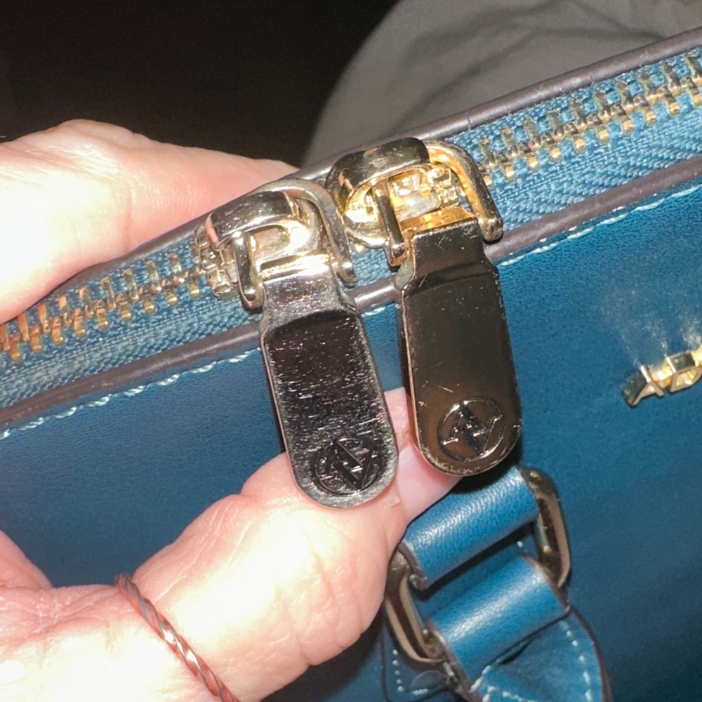 Adrienne Vittadini teal leather satchel gold accents charm and feet like new - Picture 15 of 16